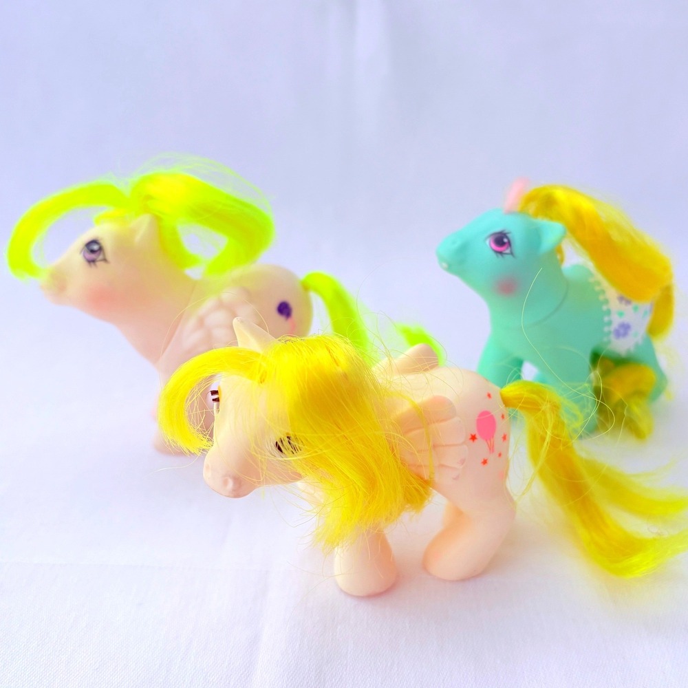 Vintage G1 Hasbro My Little Pony Set 3 Up Up and Away Locket Baby Pockets Multi